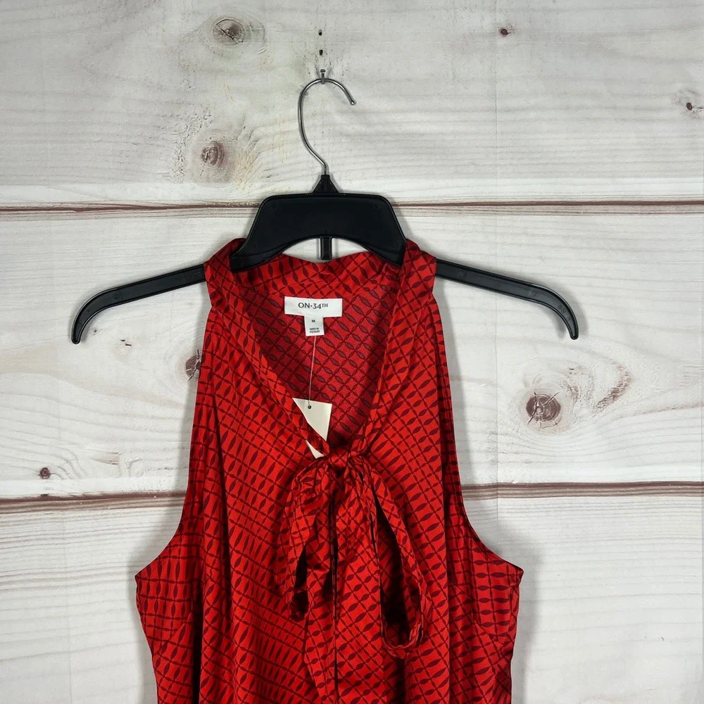 ON‎ 34TH Satin Top Women Medium Red Geometric Pussybow Neck Sleeveless Pullover